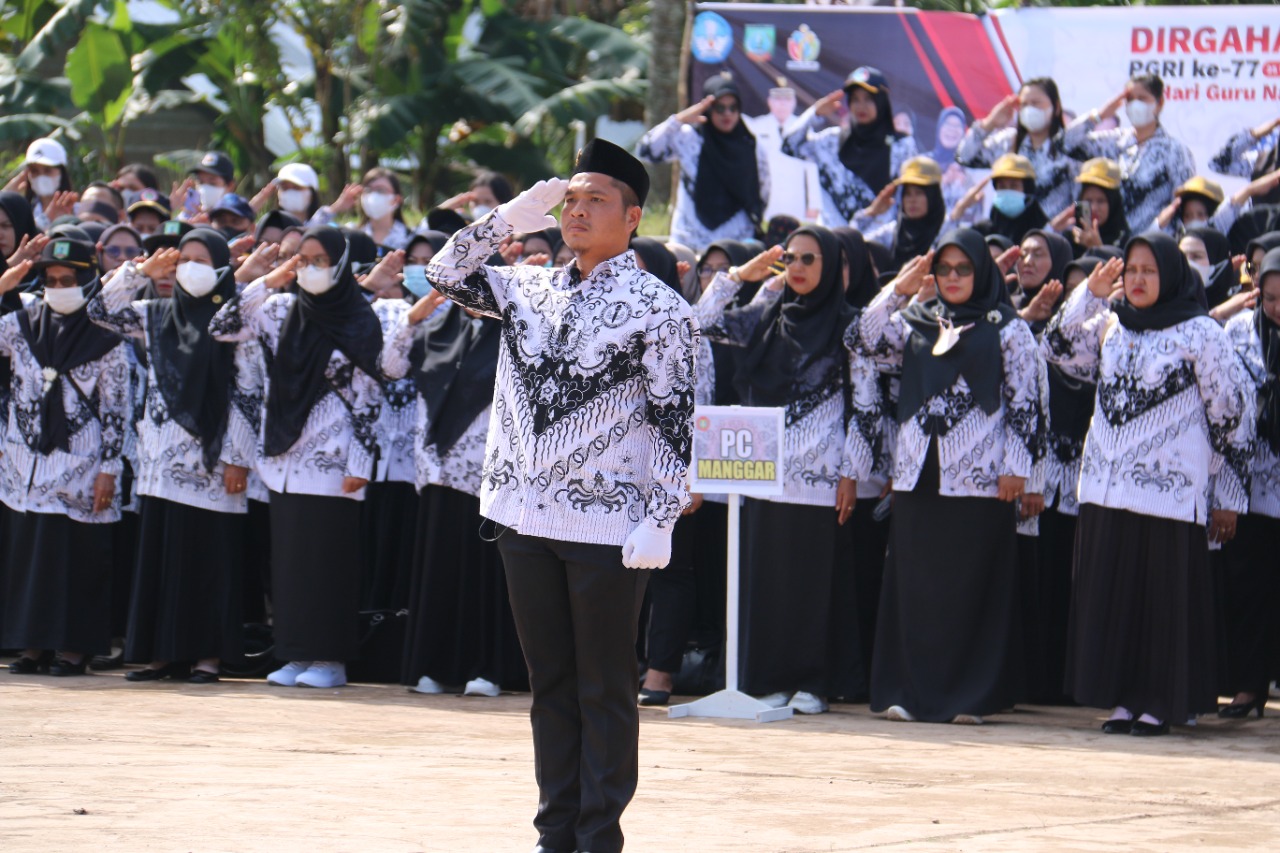 Kegiatan PGRI Sirimau - Persatuan Guru Republik Indonesia Cabang Sirimau